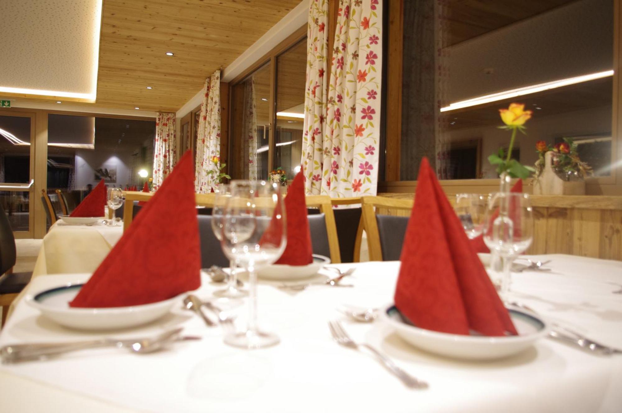 בורסרברג Hotel Burtschahof מראה חיצוני תמונה